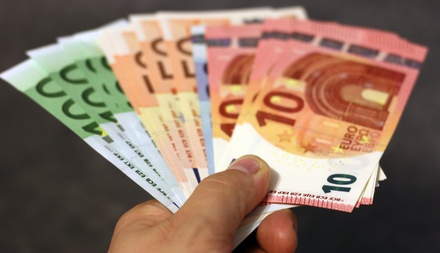 tipping in europe